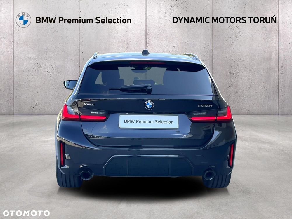 BMW Seria 3 330i M Sport sport - 9