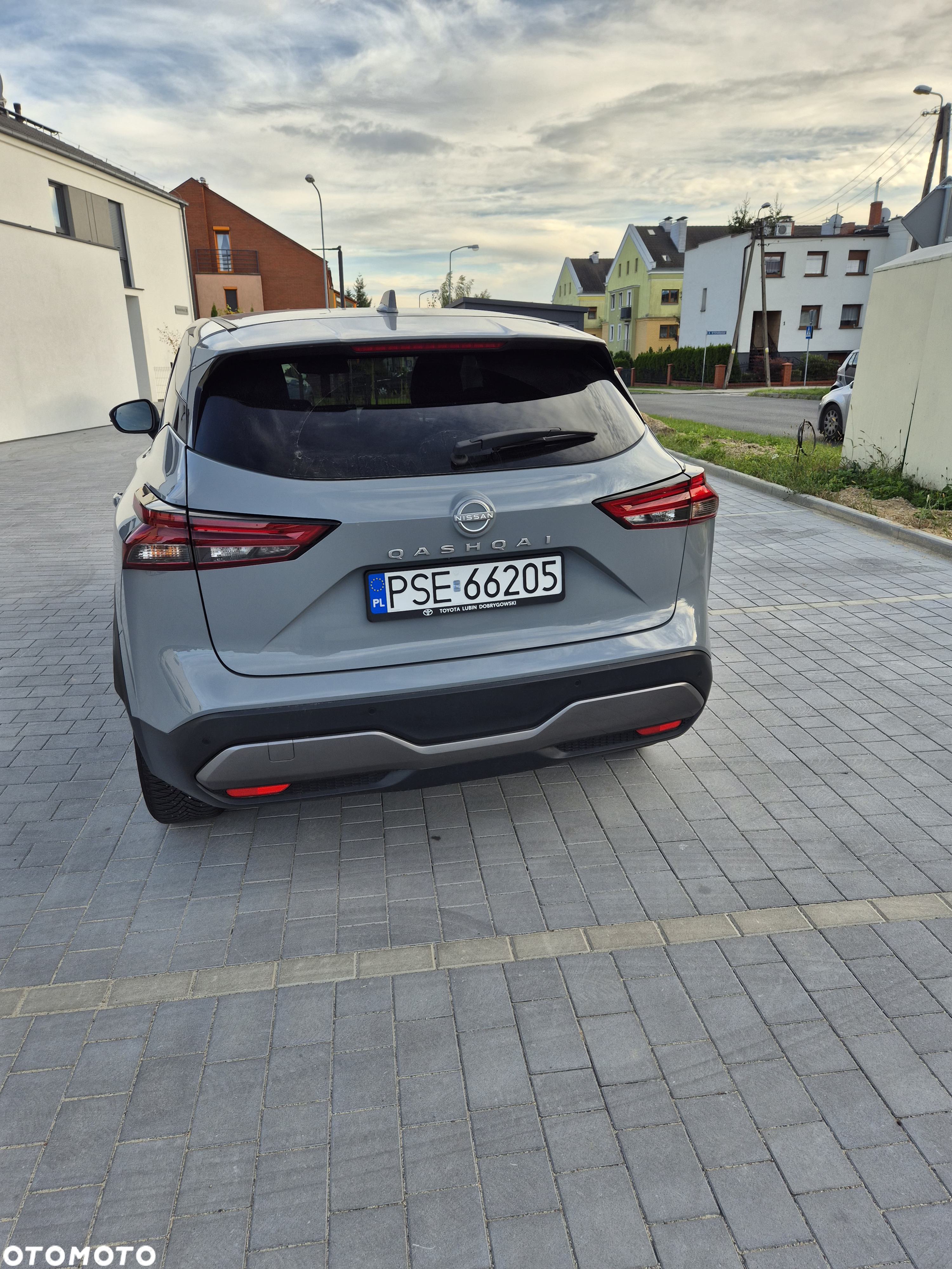 Nissan Qashqai 1.3 DIG-T N-Connecta - 17