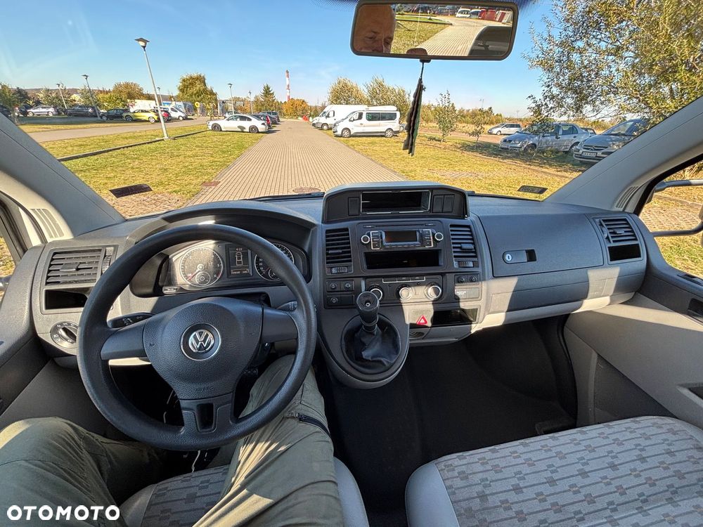 Volkswagen Transporter - 12