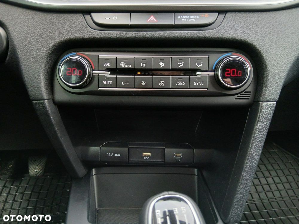 Kia Ceed 1.5 T-GDI M - 18