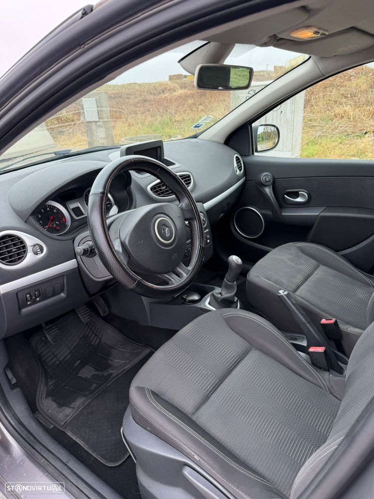 Renault Clio 1.2 16V Confort - 5