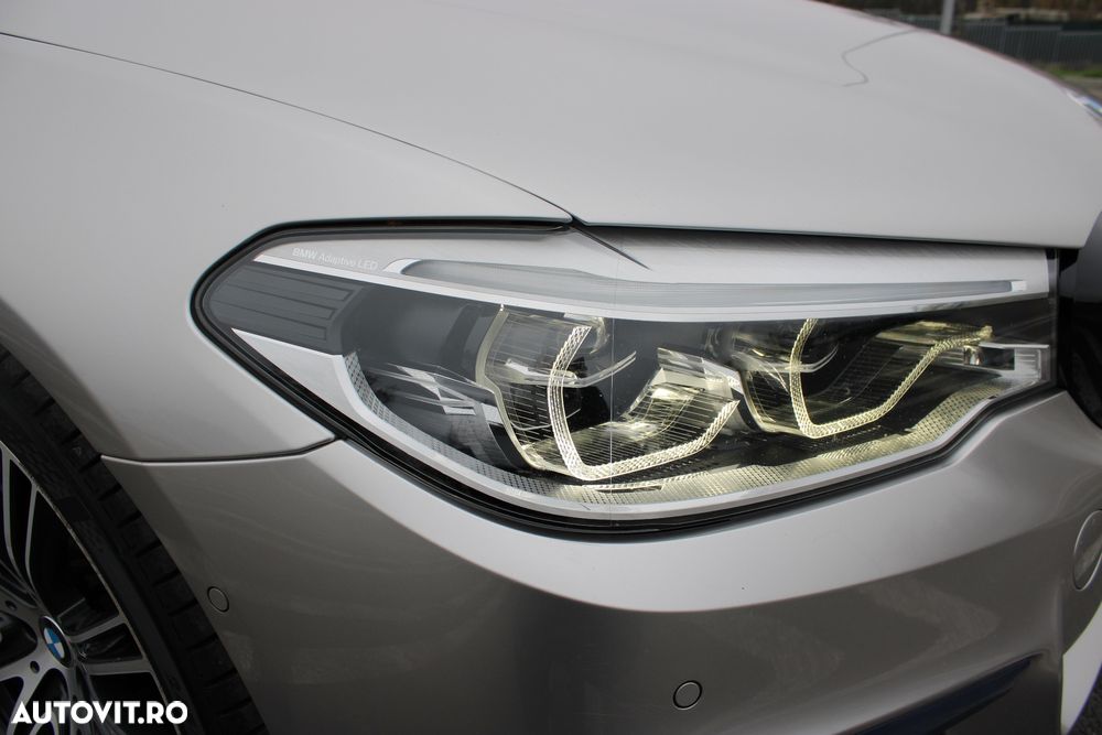 BMW Seria 5 540i AT - 15