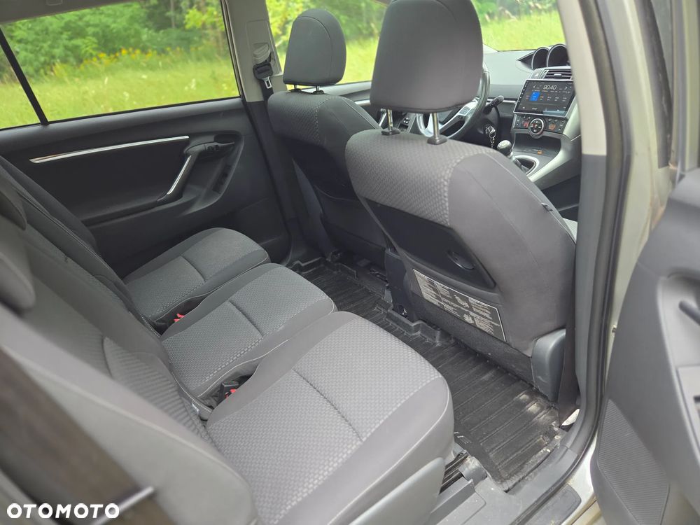 Toyota Verso 2.0 D-4D 5-Sitzer Life - 9
