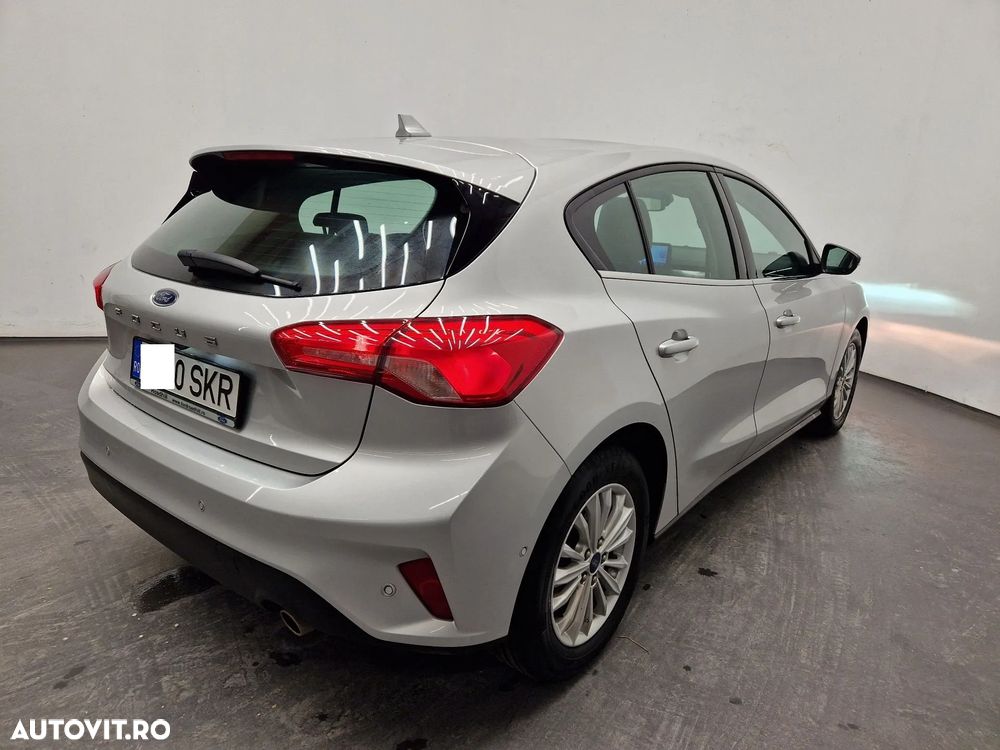 Ford Focus 1.0 EcoBoost Titanium - 2
