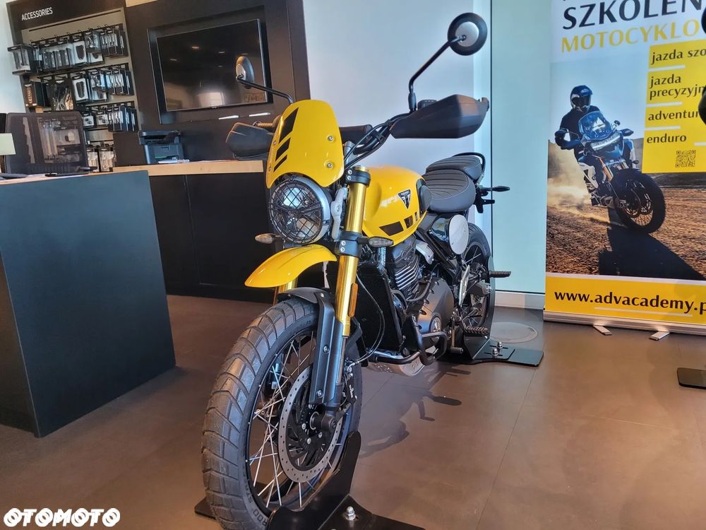 Triumph Scrambler - 2