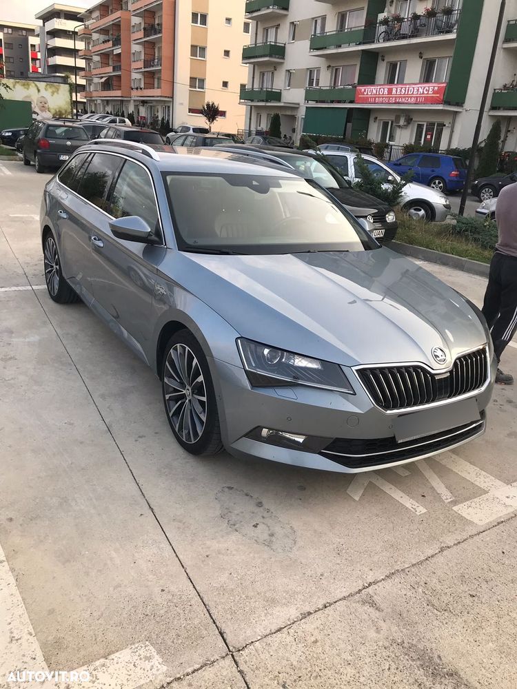 Skoda Superb Combi 2.0 TDI DSG 4X4 Laurin & Klement - 2