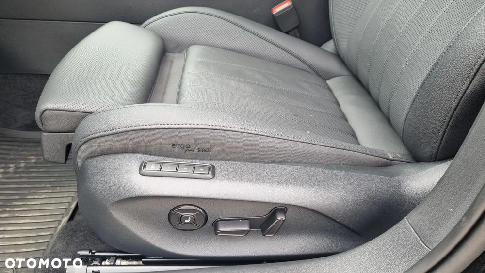Skoda Superb 2.0 TDI SCR 4x4 L&K DSG - 12