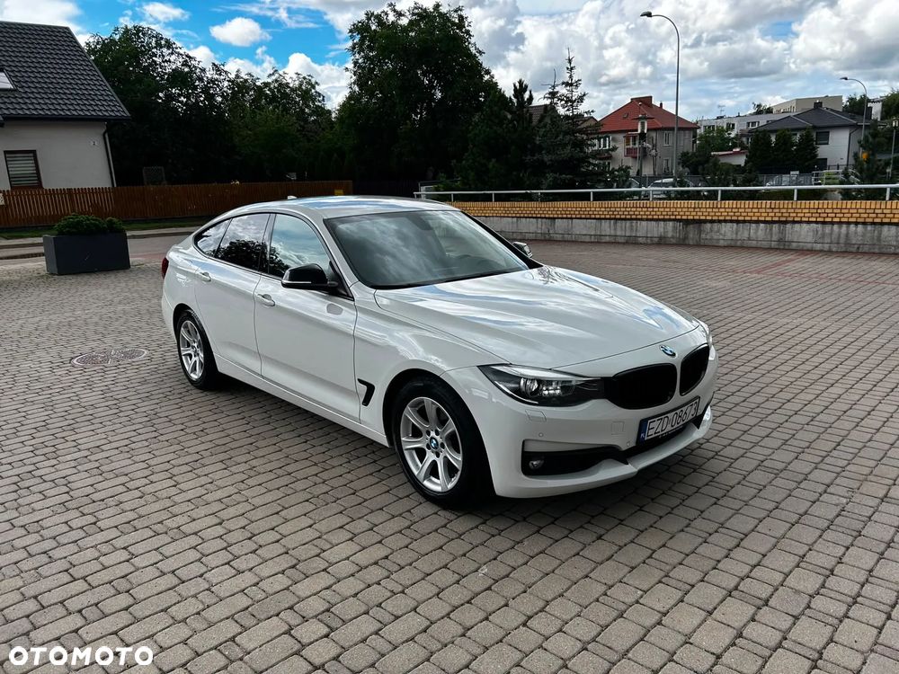 BMW 3GT 320i GPF Advantage - 11