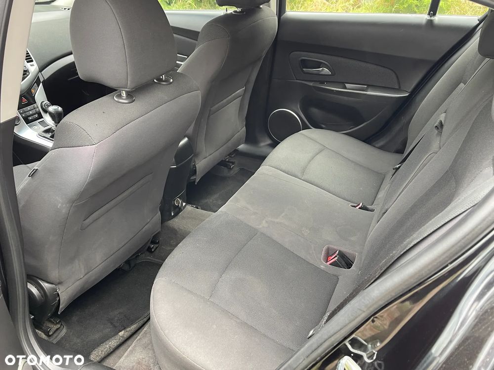 Chevrolet Cruze 1.8 LT - 10