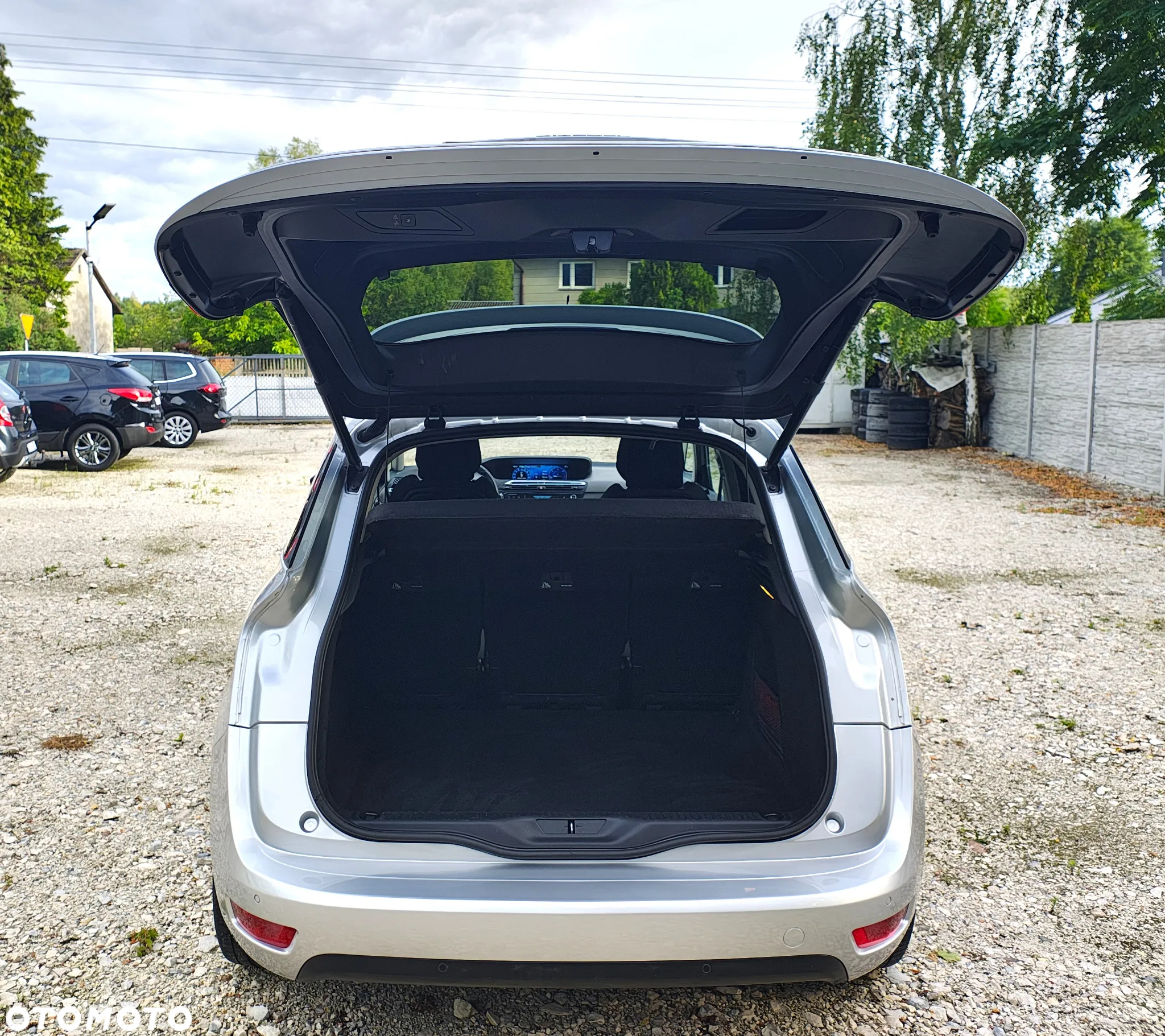 Citroën C4 Picasso 1.6 e-HDi Exclusive - 10