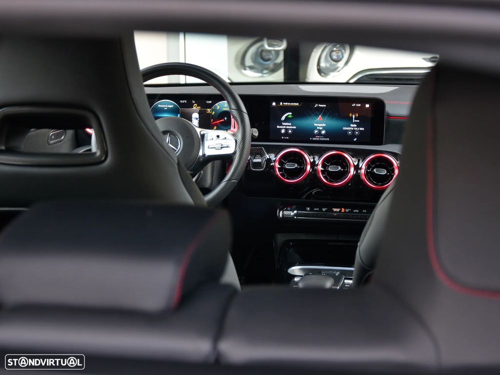 Mercedes-Benz CLA 35 AMG 4Matic - 11