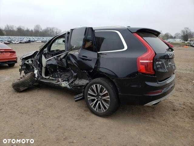 Volvo XC90 T5, z 2021 roku, model USA. - 2