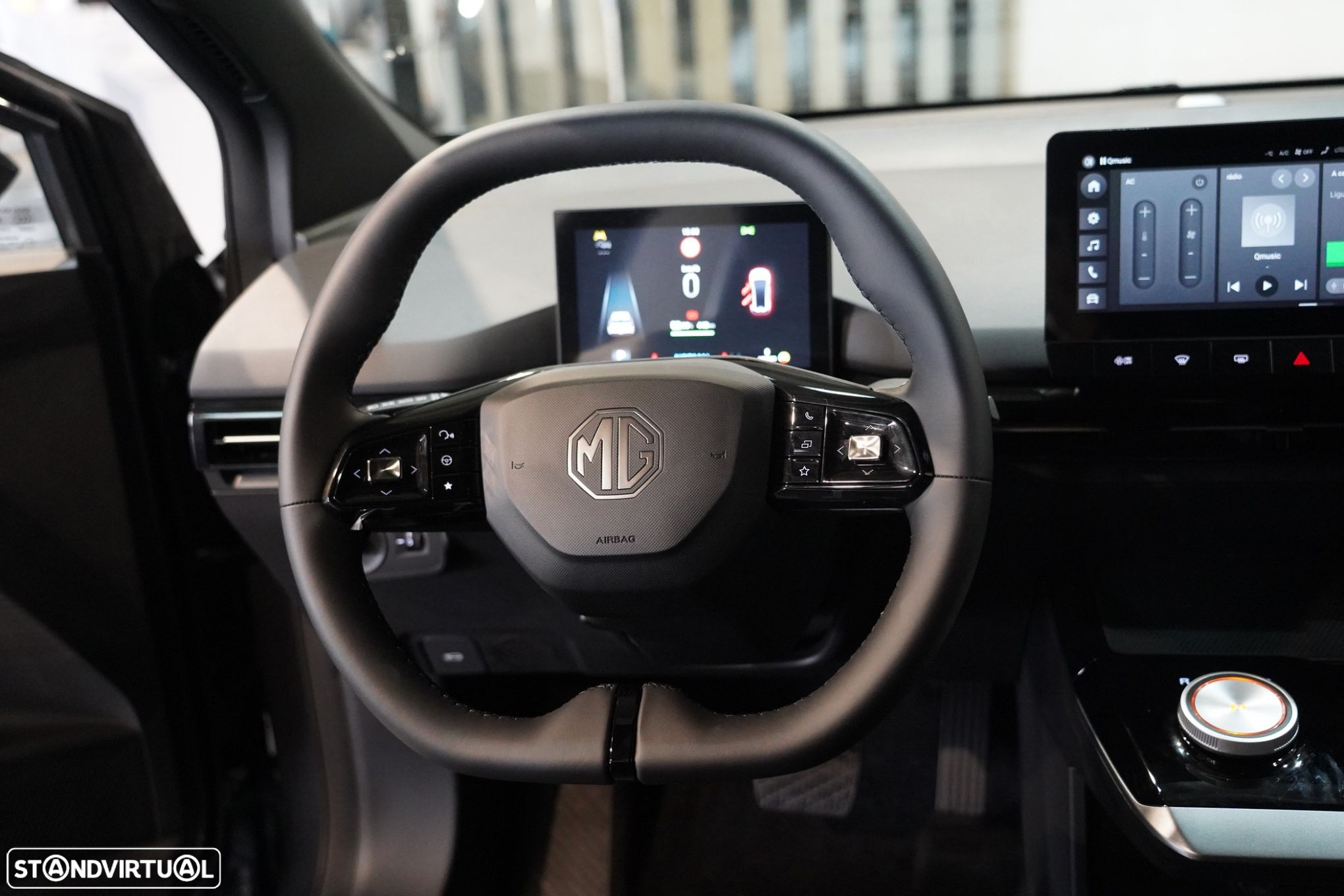 MG MG4 64 kWh Comfort - 24