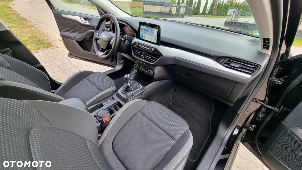 Ford Focus 1.0 EcoBoost 99g Titanium - 9