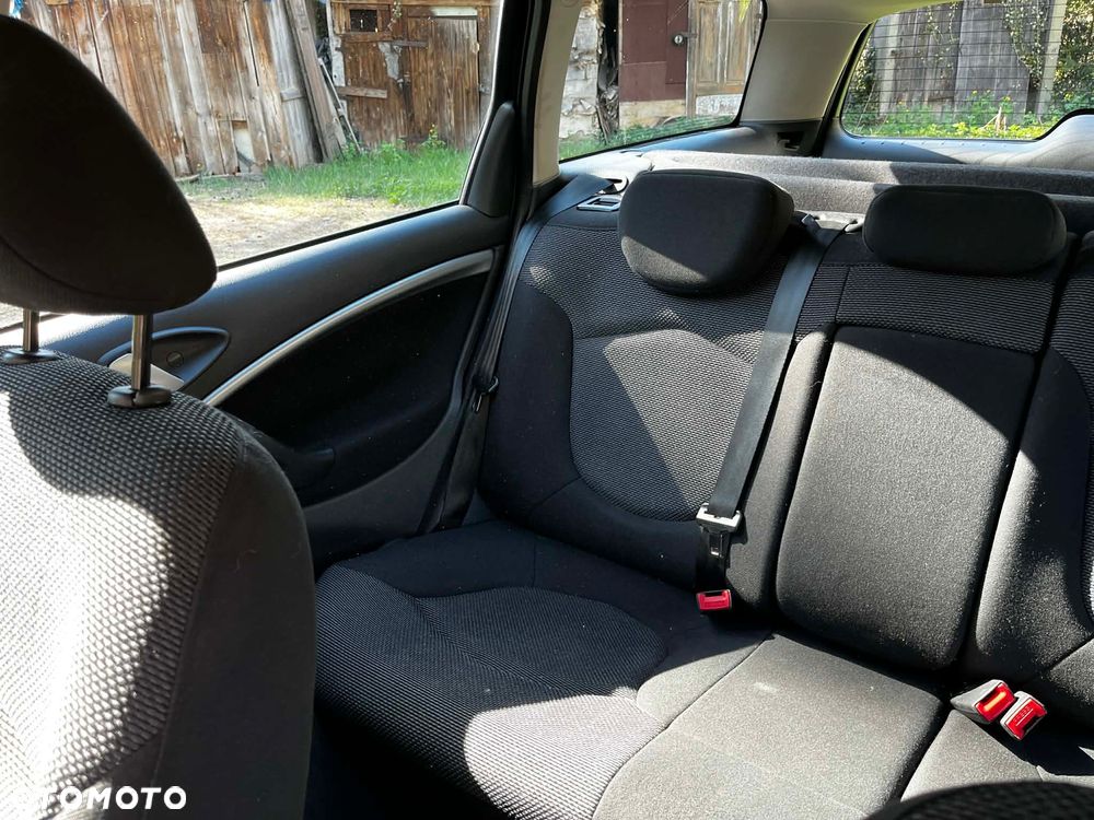 Citroën C5 2.0 16V Tendance - 6