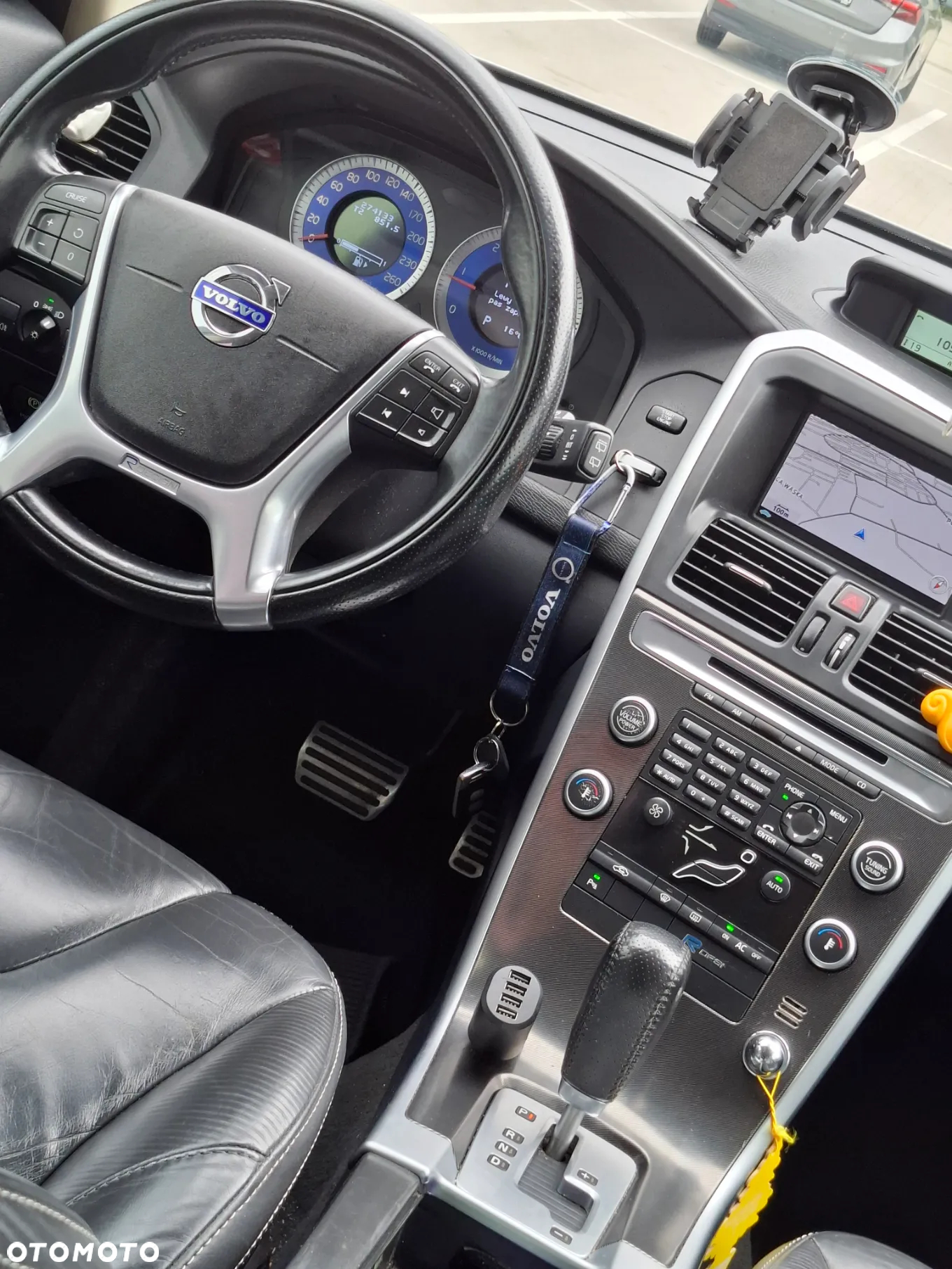 Volvo XC 60 D3 R Design - 14
