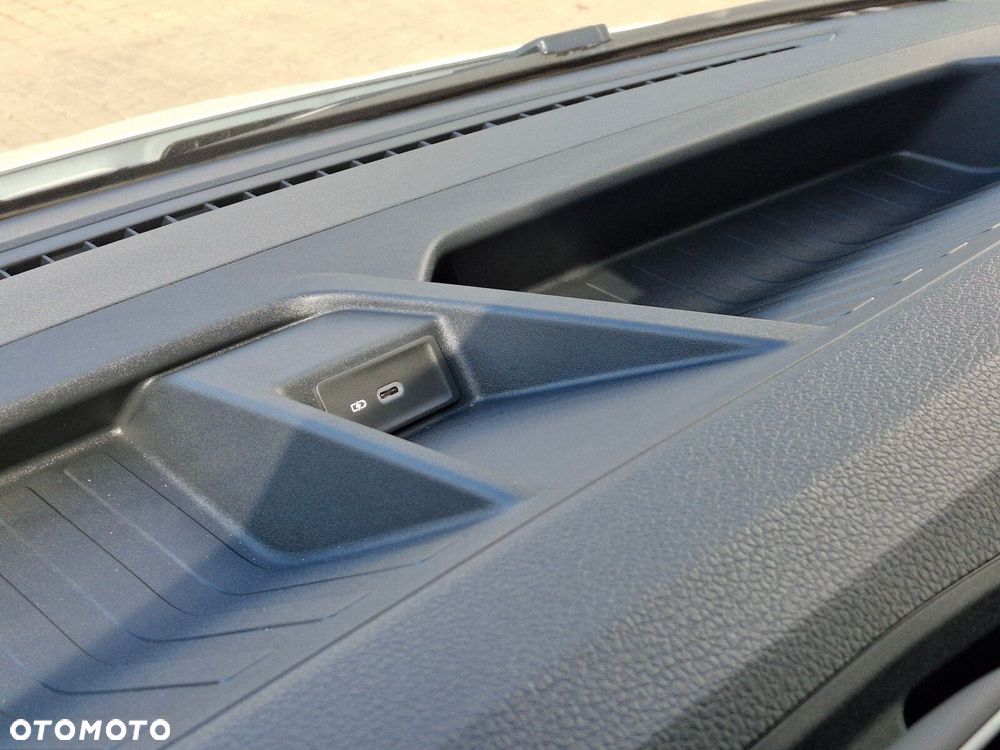 Volkswagen Crafter - 26