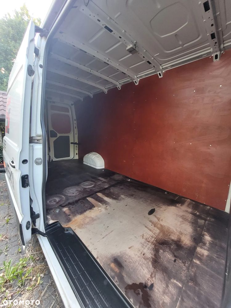 Volkswagen Crafter - 10