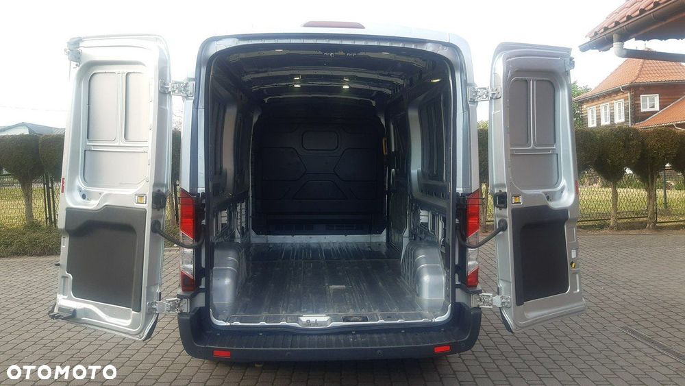Ford Transit - 35