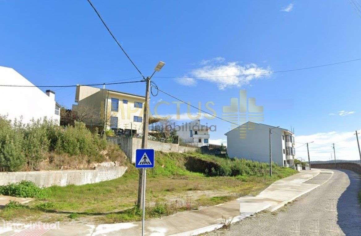 Lote para Moradia de 3 Frentes - Grande imagem: 4/7