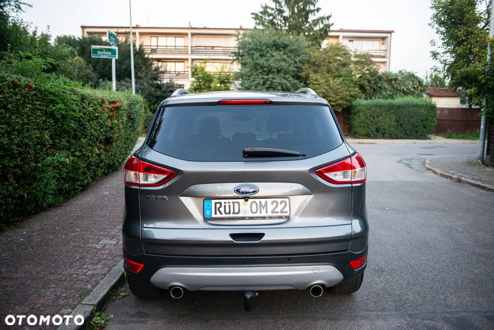 Ford Kuga 2.0 TDCi 4x4 Titanium - 6