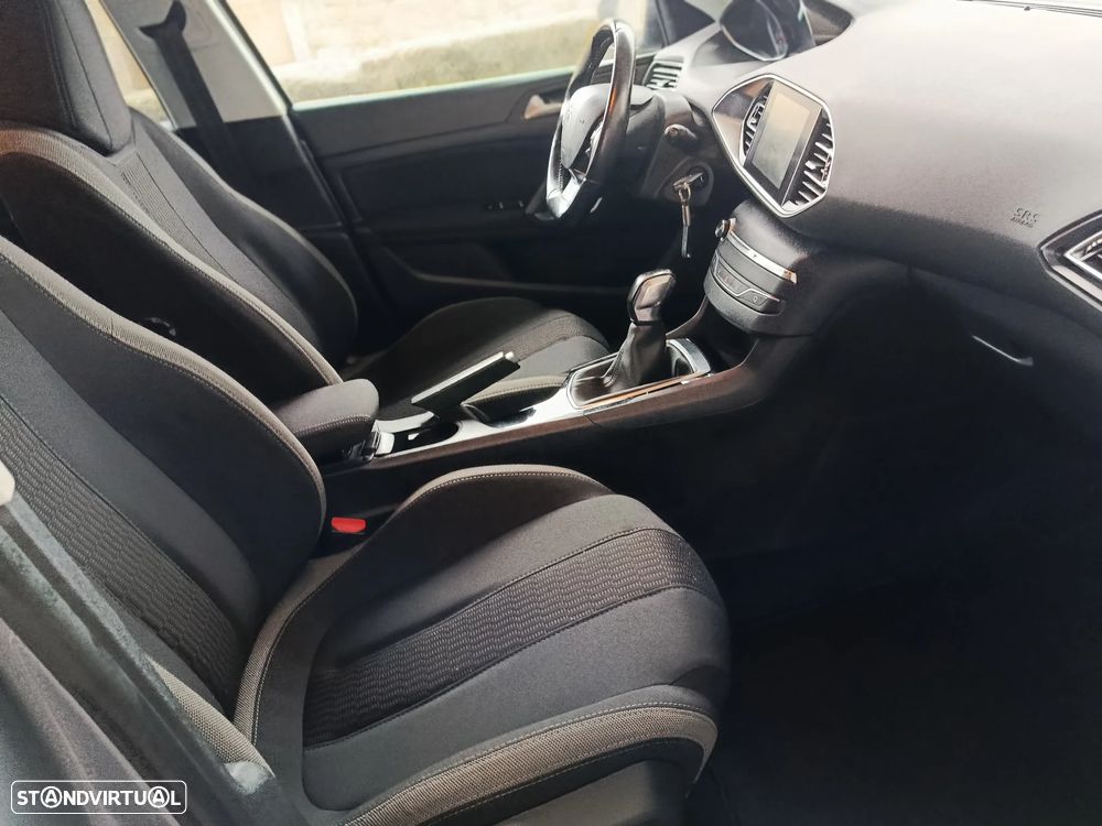 Peugeot 308 SW 1.6 BlueHDi Allure - 11