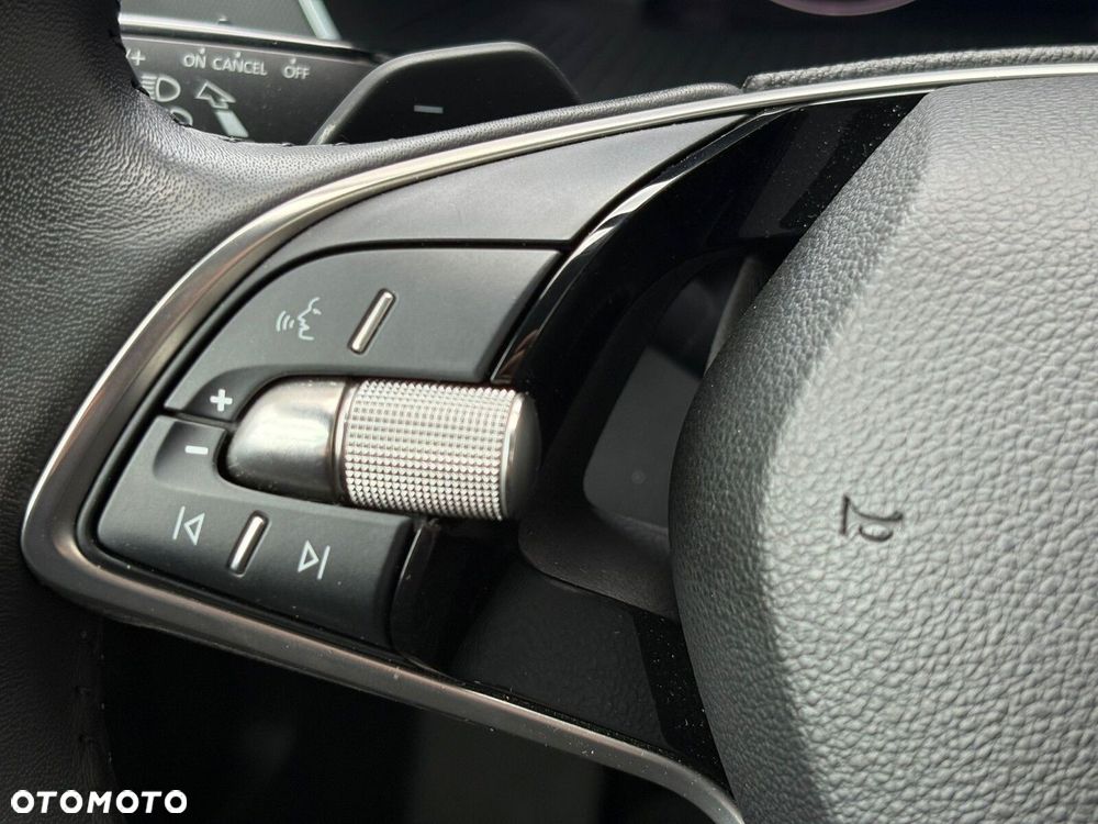 Skoda Octavia 2.0 TDI Selection DSG - 8
