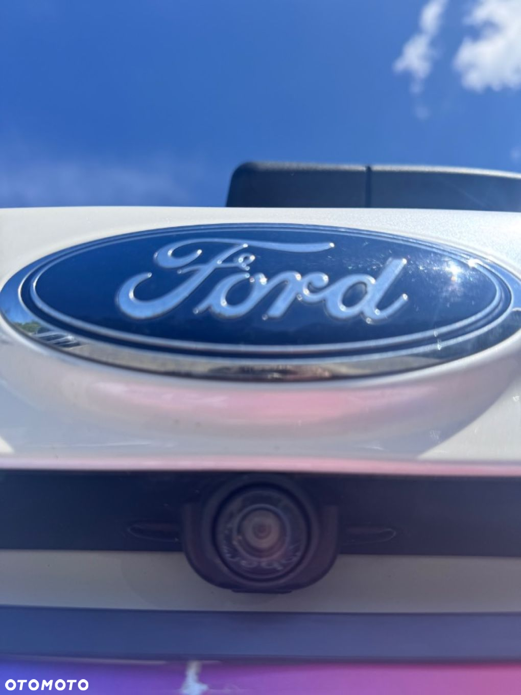 Ford Kuga - 37