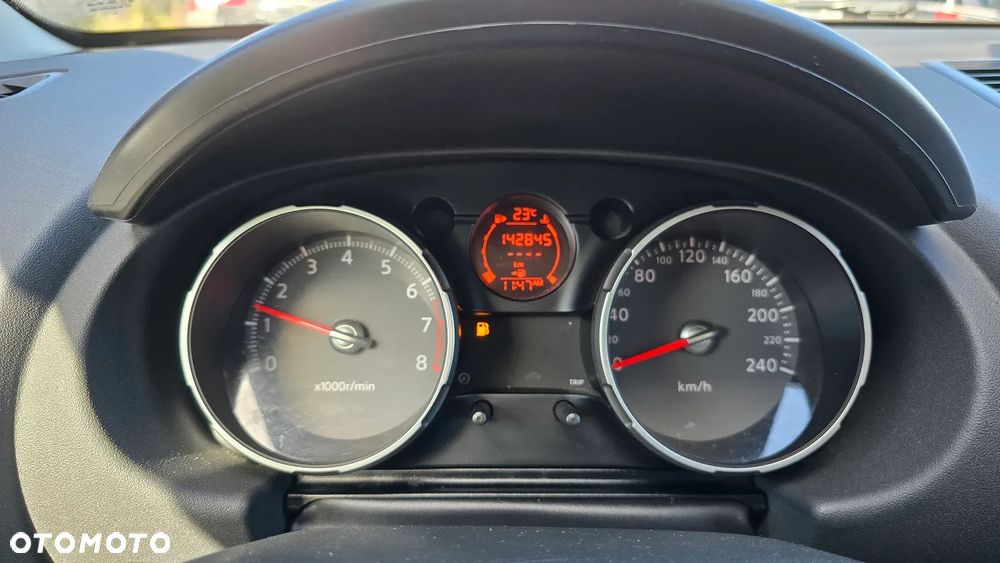 Nissan Qashqai 2.0 4x4 Tekna Premium - 26