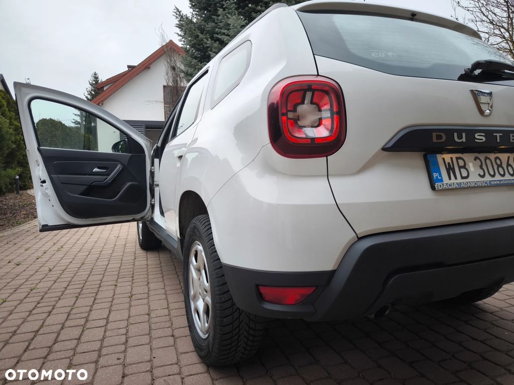 Dacia Duster 1.6 SCe Laureate S&S - 9