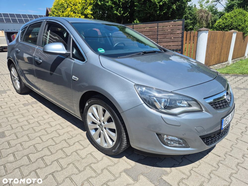 Opel Astra 1.4 Turbo Cosmo - 1