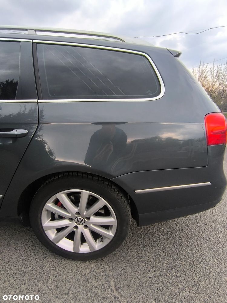 Volkswagen Passat Variant 3.2 V6 FSI 4Motion DSG Highline - 7