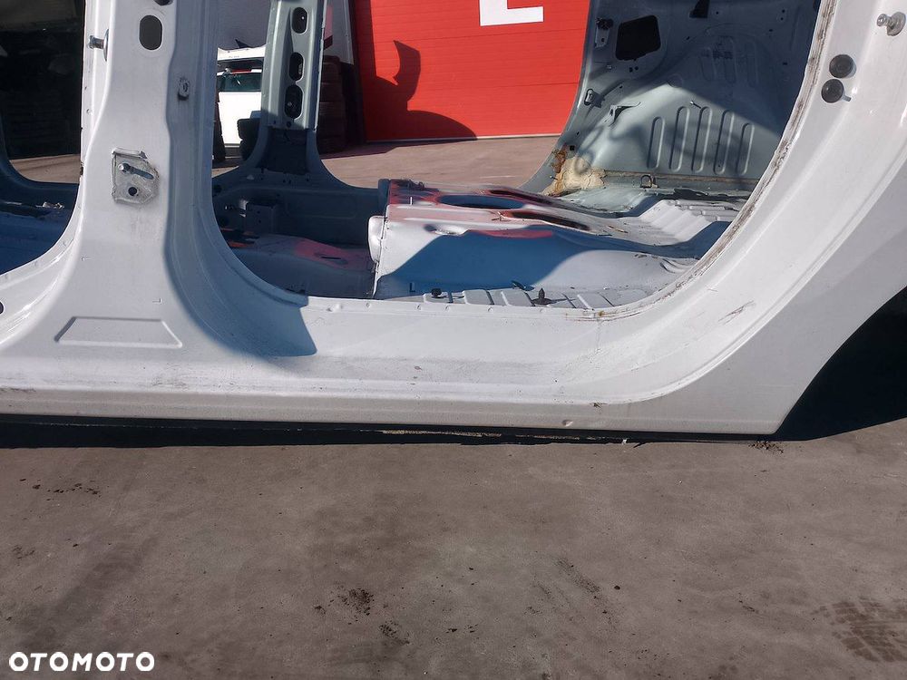 PRÓG LEWY DACIA LODGY DV369 - 6