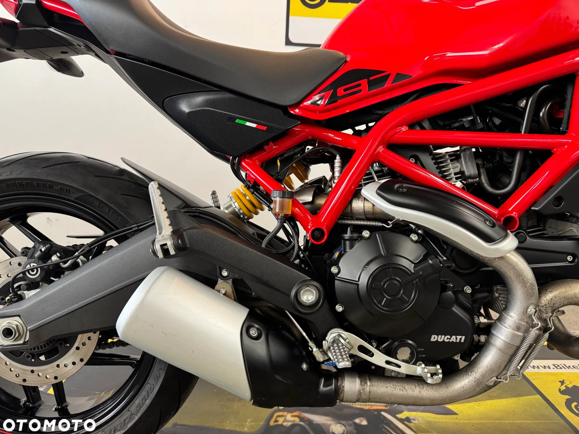 Ducati Monster - 14