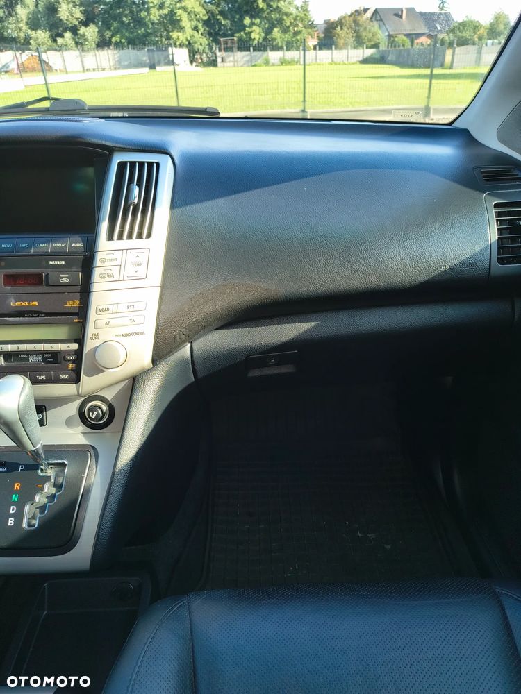 Lexus RX - 8