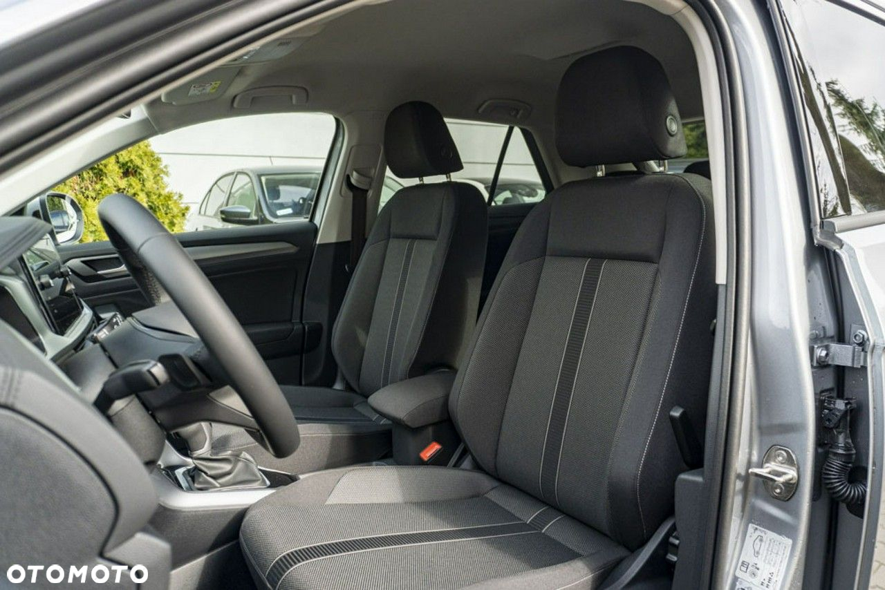 Volkswagen T-Roc - 14