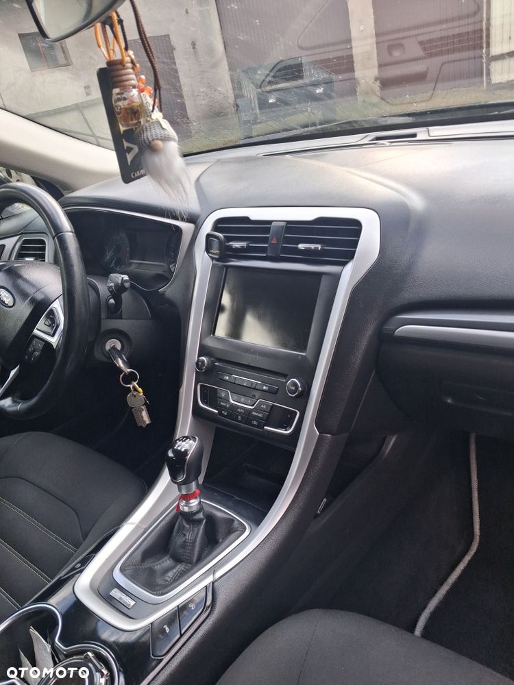 Ford Mondeo - 7