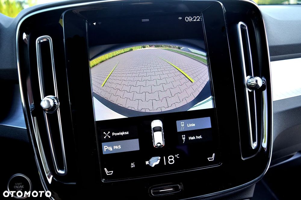 Volvo XC 40 D3 Momentum Pro - 28