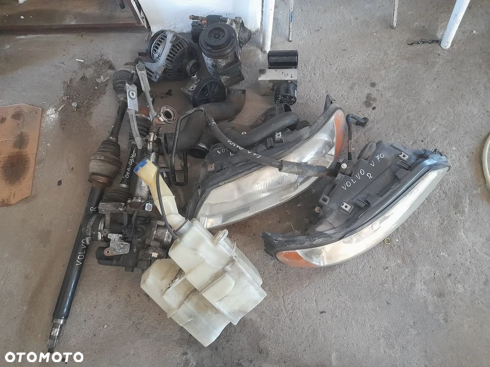 VOLVO V70 2,4 D5 PRZEWÓD klimatyzacji - 5