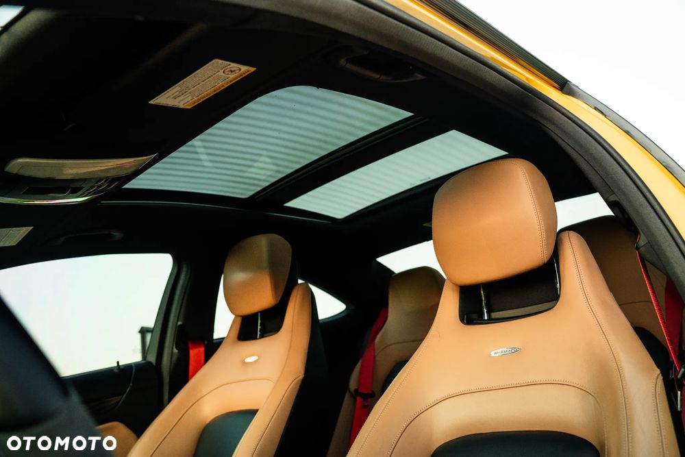 Mercedes-Benz Klasa C 63 AMG - 35
