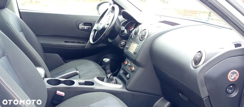 Nissan Qashqai 1.6 Tekna - 17