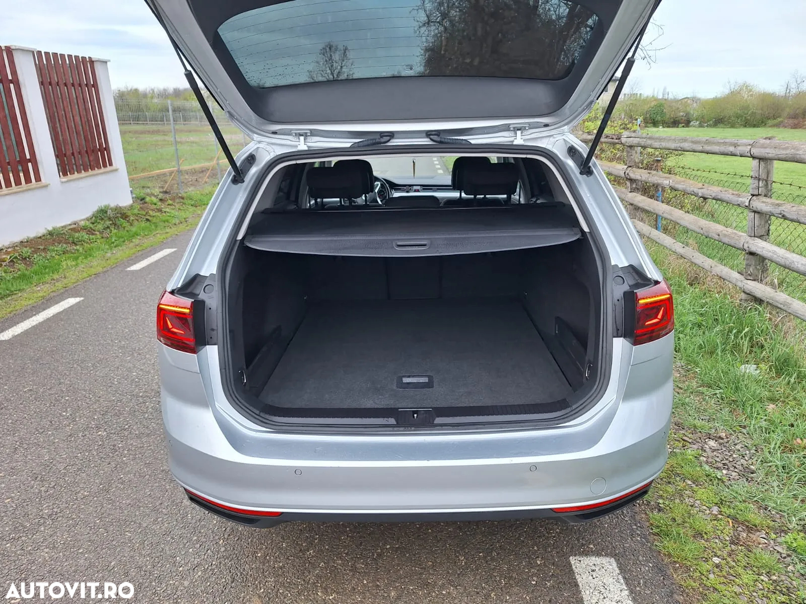 Volkswagen Passat Variant 2.0 TDI DSG Business - 7