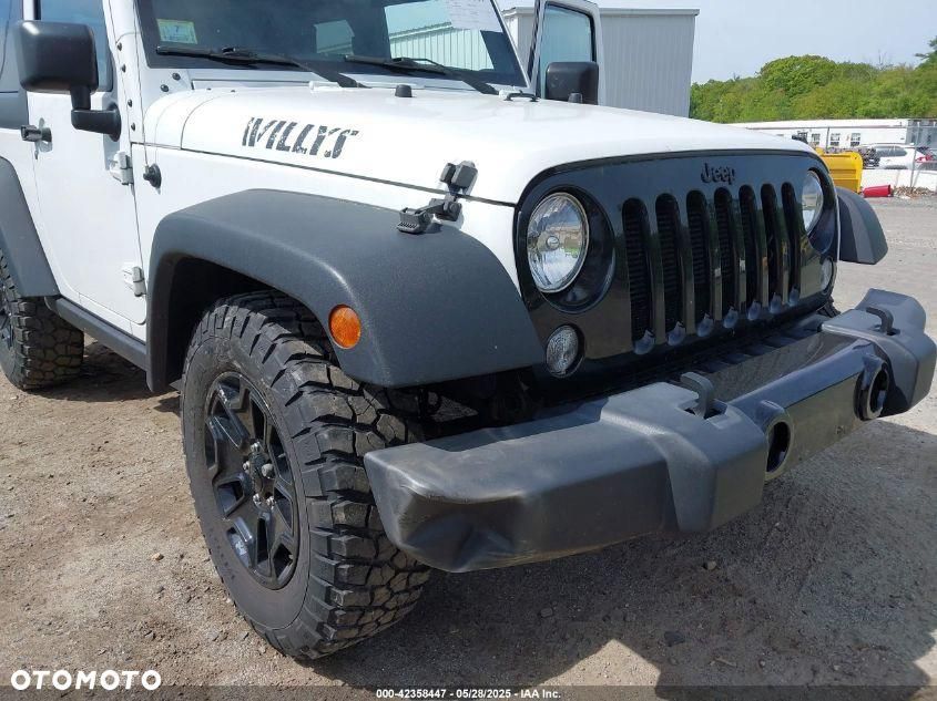 Jeep Wrangler - 19