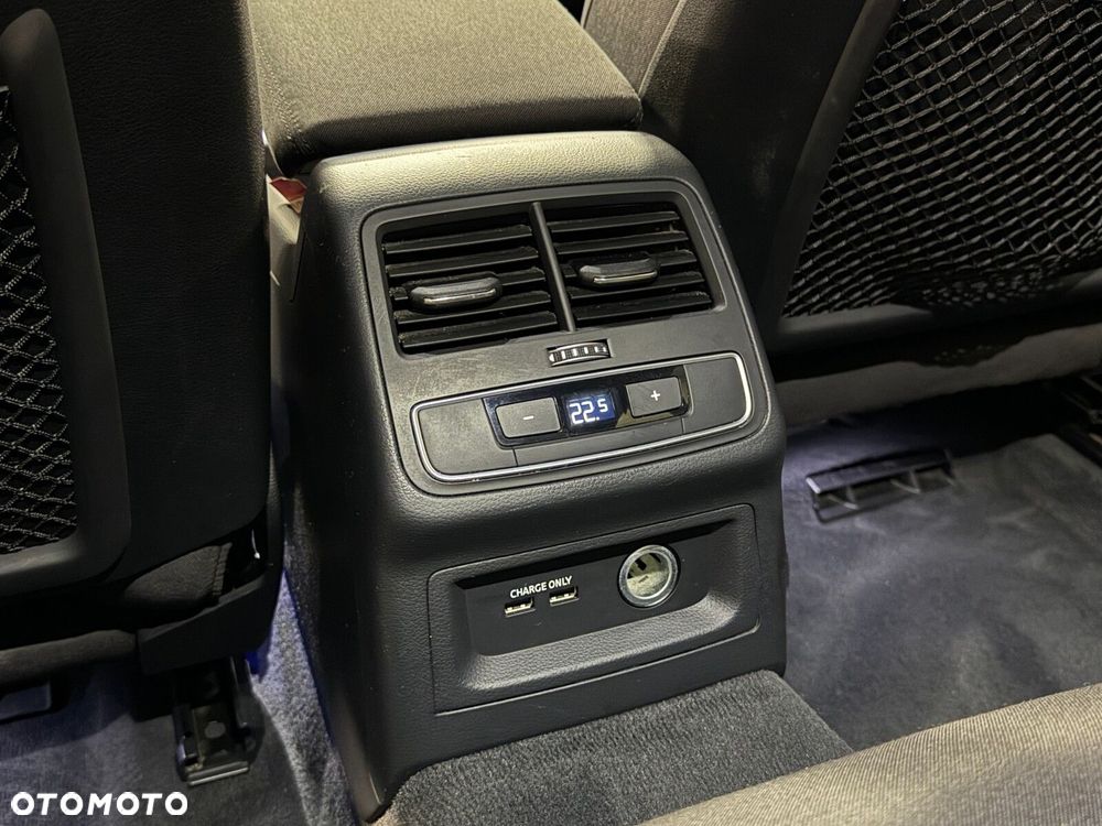 Audi A4 Avant 35 TFSI S tronic - 23