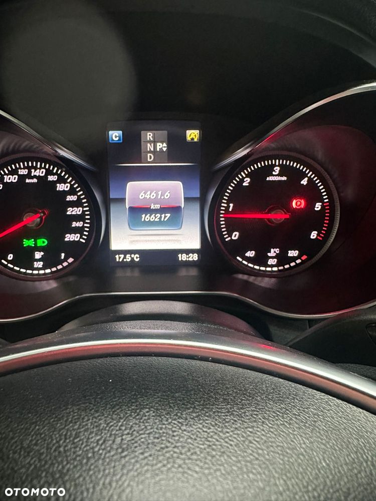 Mercedes-Benz GLC 250 d 4-Matic - 31