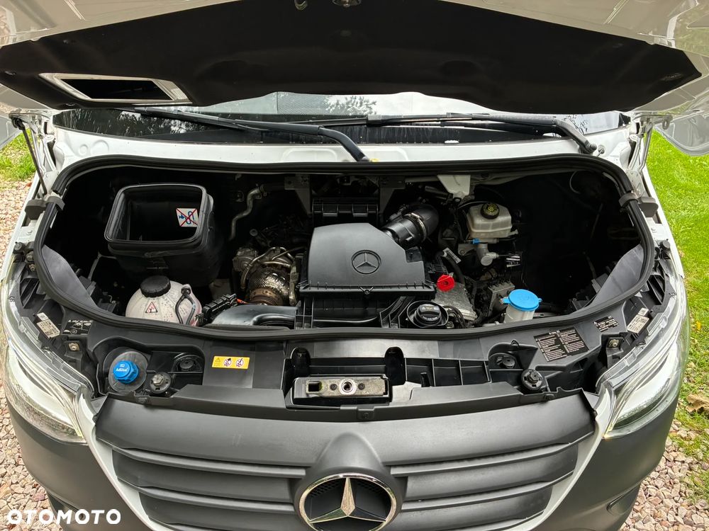Mercedes-Benz Sprinter 317 Maxi Zabudowa Warsztatowa Najazd Składany Pneumatyka 170KM SALON PL Lampy LED Model 2023 - 40