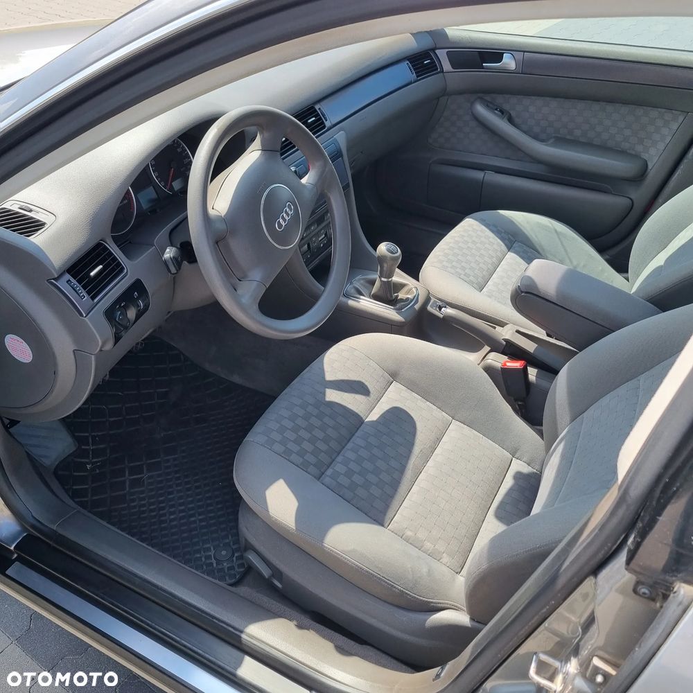 Audi A6 Avant 1.8T - 9