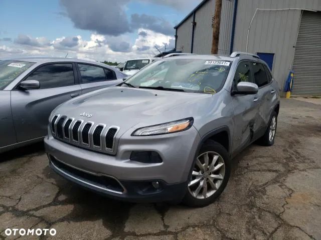 Jeep Cherokee - 23