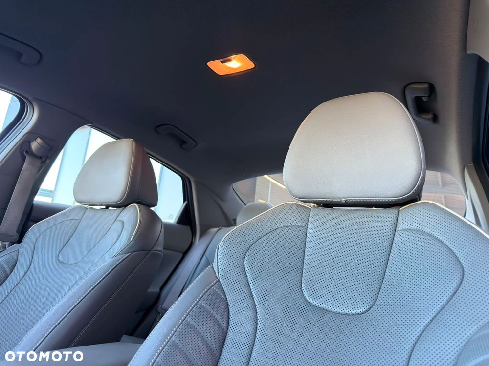 Hyundai Elantra 1.6 Executive CVT - 13