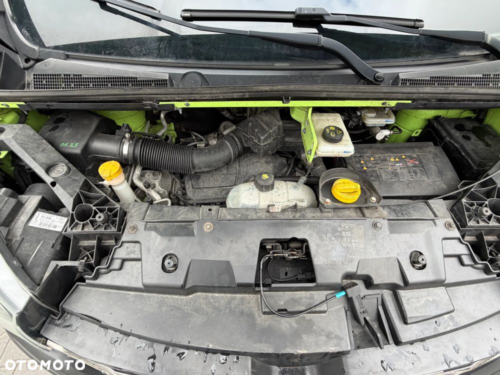 Renault Trafic - 13